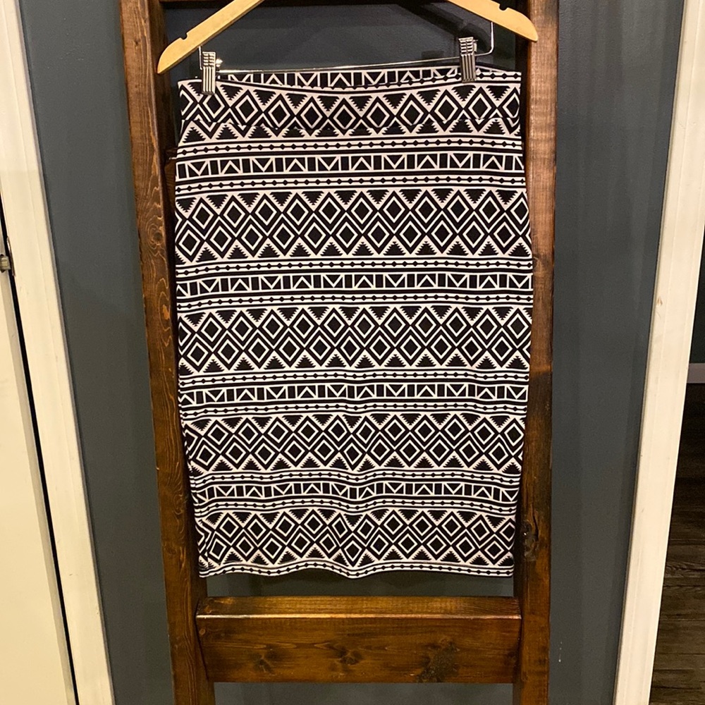 Pixley skirt.